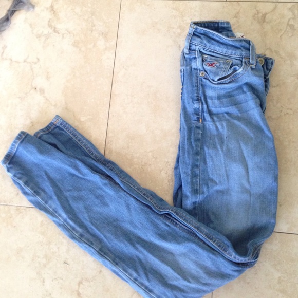 Very cute Hollister jeans