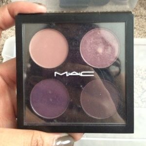 MAC colour 3 eyeshadow quad