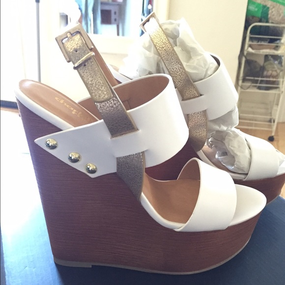 💙 Platform wedge