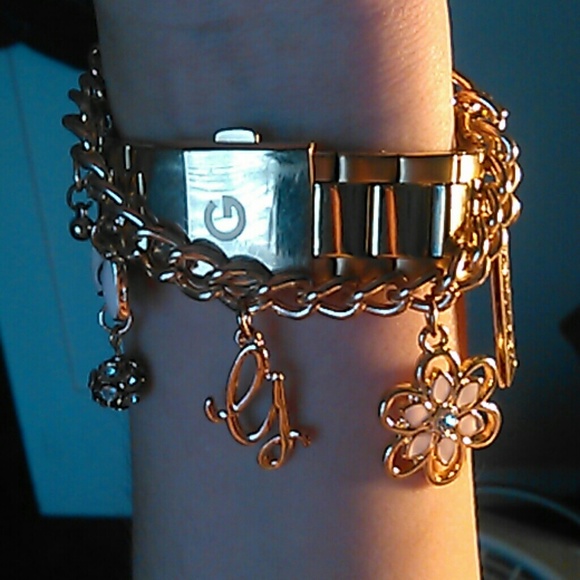 Guess braclets - Picture 3 of 4
