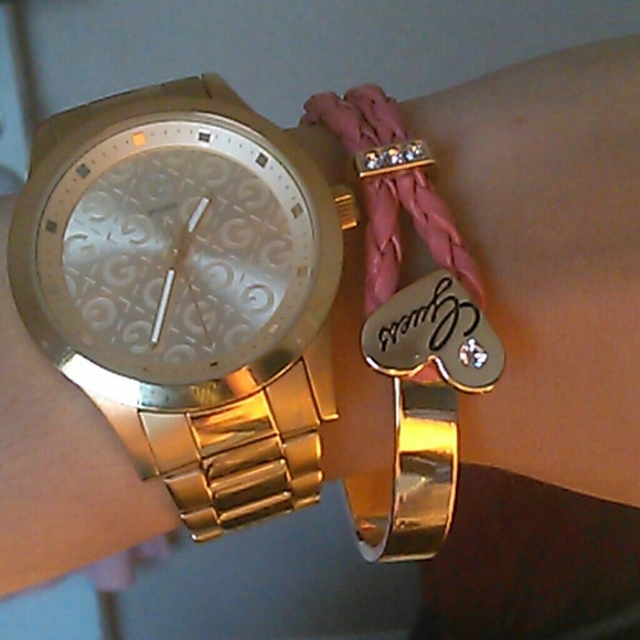 Guess braclets - Picture 4 of 4