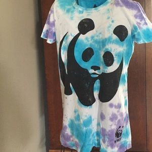 🐯sold in bundle🐯 WWF tie dye shirt