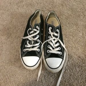 Black converse
