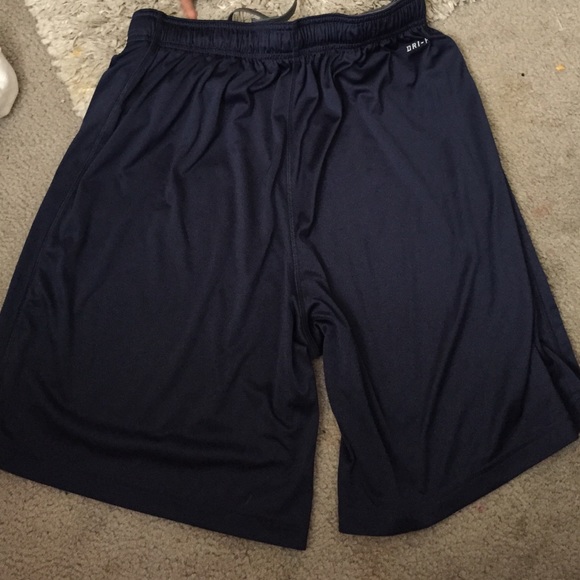 Nike shorts - Picture 2 of 2