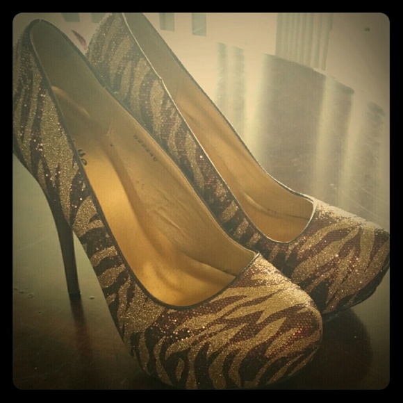High heel shoes