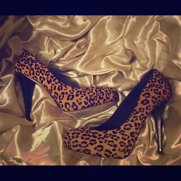 Dolce Vita Leopard heels - Picture 1 of 3