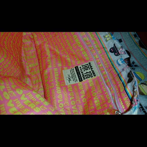 Harajuku Lovers Gwen Stefani crossbody bag - Picture 2 of 2