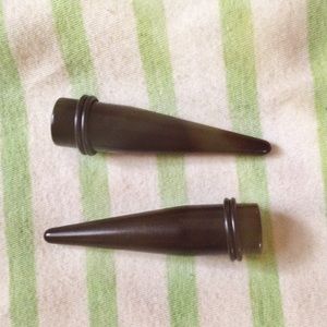 Brand new black 9/16" tapers