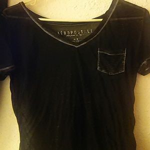 Aeropostale v-neck T-shirt