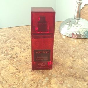 Victoria's Secret Very Sexy Mist