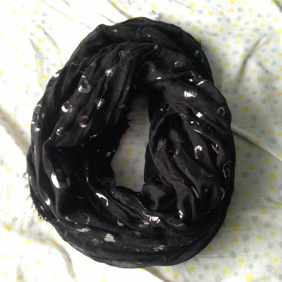 Black Juicy Couture Infinity Scarf