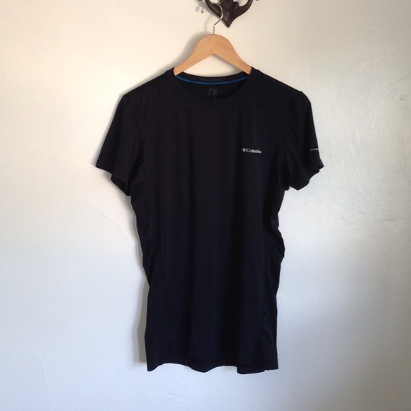 Columbia Omni-Freeze workout shirt