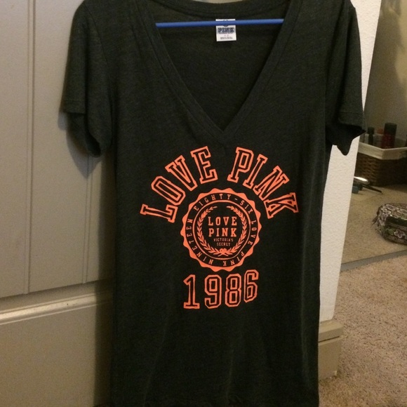 Pink Victoria's Secret vneck