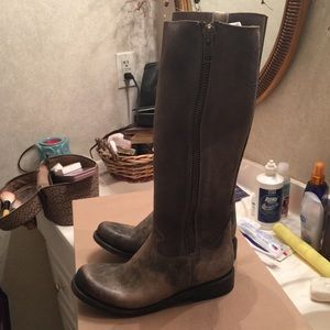 Brand new freebird boots by Steve Madden