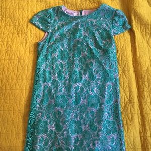 Ivy & Blue Lace Shift Dress!