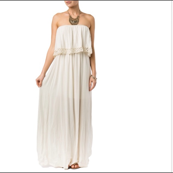 Cream crochet maxi dress - Picture 2 of 2