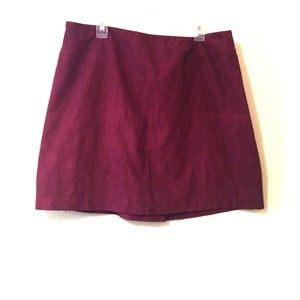 Maroon Skirt🎀