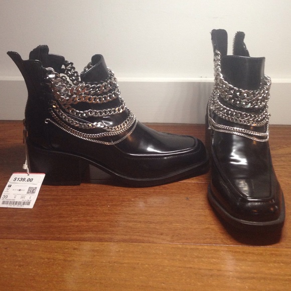 Zara Black Ladies Boots with Chain embellishment.