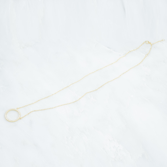 DELICIOUS GOLD PLATED STERLING SILVER OPEN CIRCLE NECKLACE - Picture 2 of 2