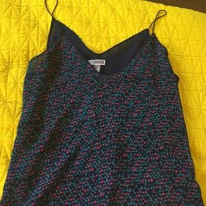 Adorable tank, with geometric pattern.