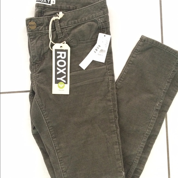 Brand new corduroy Roxy pants!! - Picture 1 of 4