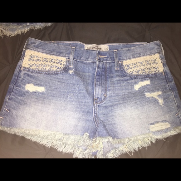 Hollister denim shorts - Picture 1 of 4