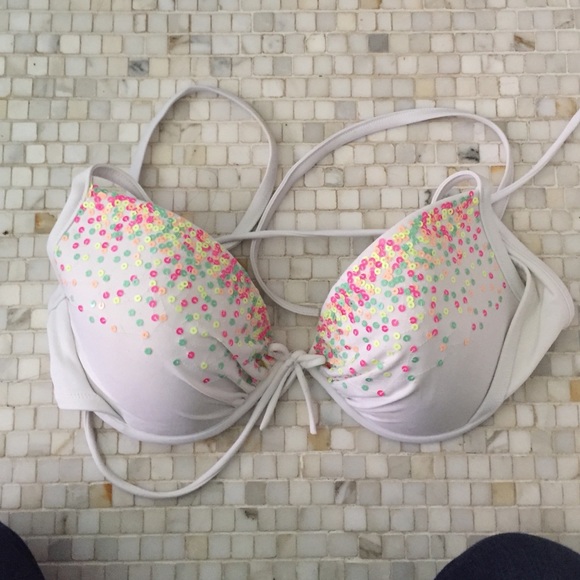 padded push up Victoria's Secret size Large