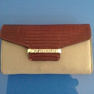 Vince Camuto Wallet