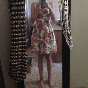 Super cute summer floral dress