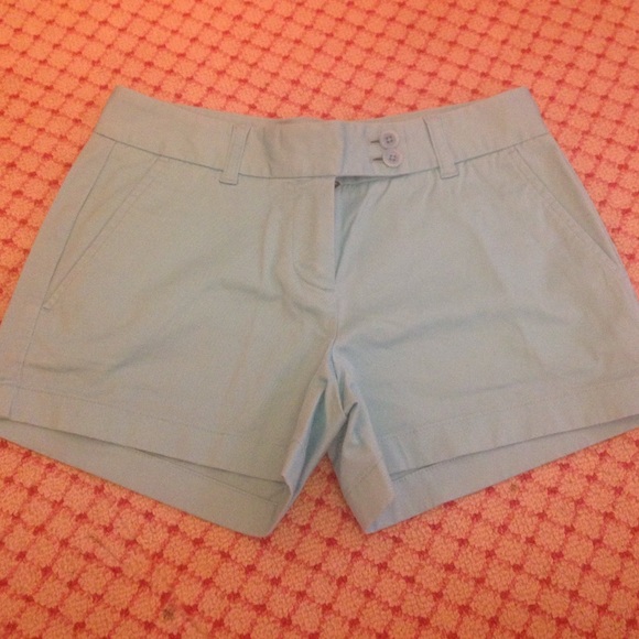 Vineyard Vines shorts size 0 NWOT!