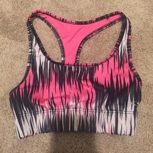 Lightly worn sports bra!!