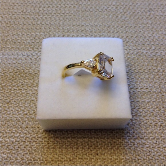 🆕 5ct 14k Gold plated Engagement Ring - Picture 2 of 4