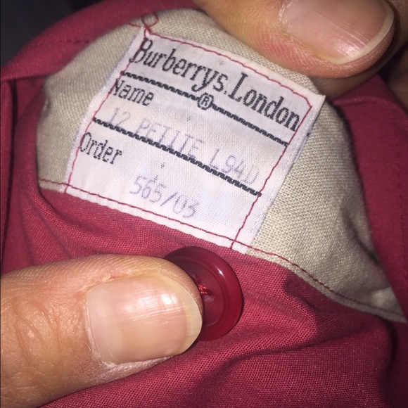 Authentic Burberry coat - Picture 3 of 4