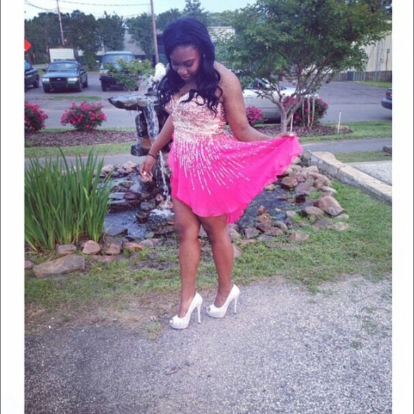 Homecoming dress or prom dress - Picture 3 of 3