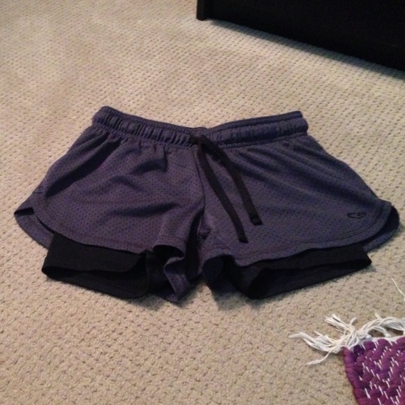 Running shorts - Picture 1 of 2