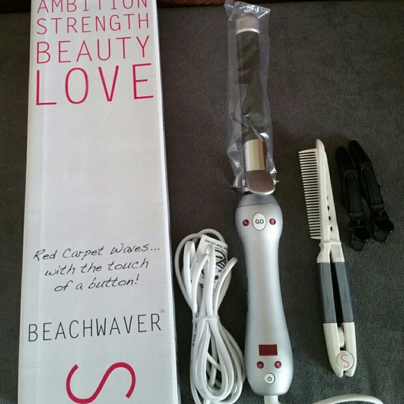 FINAL Price⤵*BNIB* - BEACHWAVER curling iron