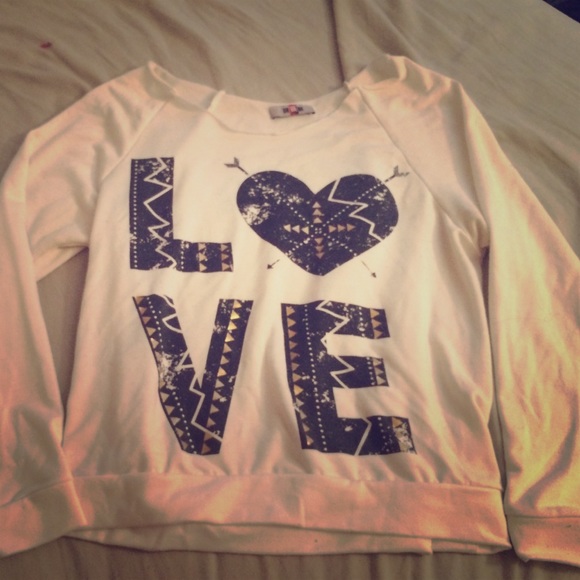 ✨Comfy Top✨ - Picture 1 of 1