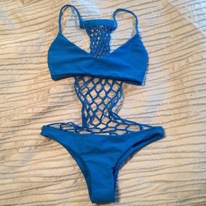 🚫ON HOLD🚫$140🅿️🅿️Mikoh Xavier One piece small