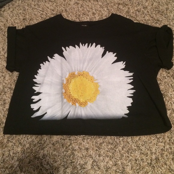 daisy crop top