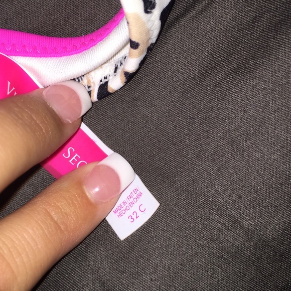 Victoria secret leopard bathing suit set! - Picture 2 of 3