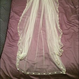 Kristina Ealon long wedding veil