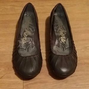 Brand new super comfy brown skechers flats