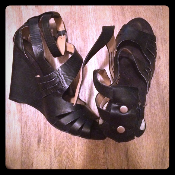Nine West Wedge