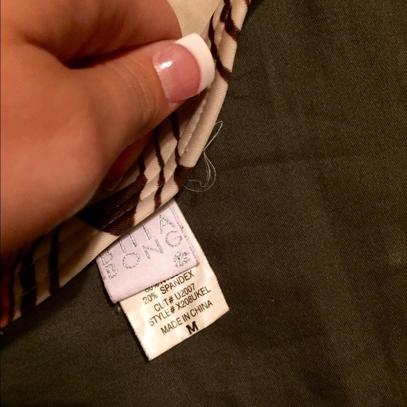 Billabong bathing suit set! Top and bottom - Picture 3 of 4