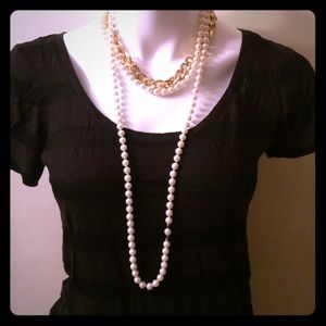 VS Black striped short sleeve comfy T-shirt