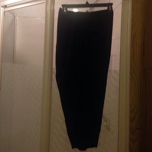 Black skirt (nwot)