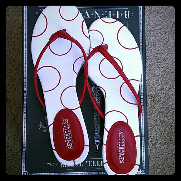 Kitten heel sandals