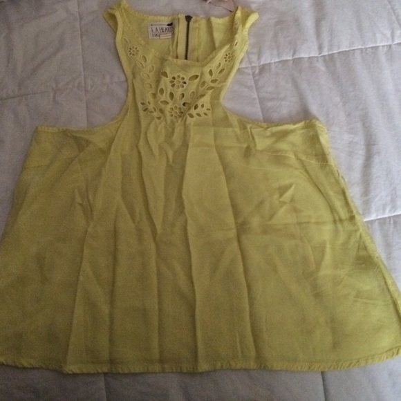 Yellow tank - Picture 1 of 2