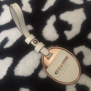 Coach Tag / Charm