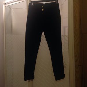 High waisted black jegging capris (nwot)